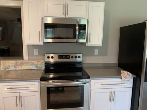 New stove microwave and counter tops
