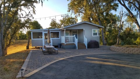 Front porch and entry