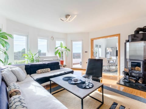 Living Room, Room, Furniture, Property, Interior Design, Coffee Table, Building, Table, Ceiling, Real Estate