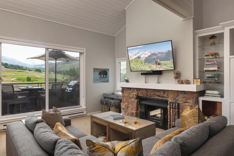 Living Room with Mountain Views