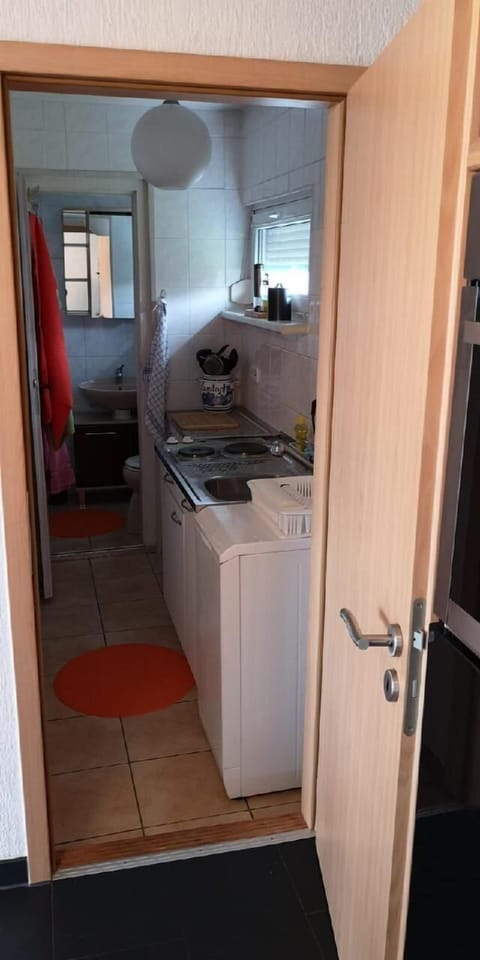 Kitchen area. Picture 11