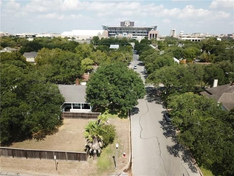 A short walk to Kyle Field 