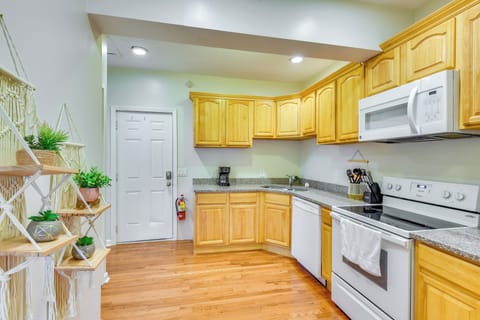 Kitchen | Drip Coffee Maker | Dishwasher