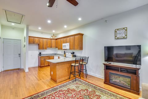 Living Space | Free WiFi | Smart TV