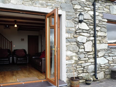 Patio doors | Beudy Bach, Cilgwyn, near Caernarfon