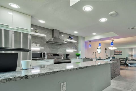 Ample counter space makes food prep, cocktail creation, and even work (if it can't be avoided) a dream!