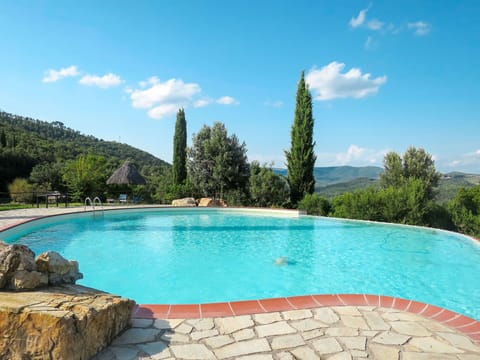 Swimming Pool, Property, Natural Landscape, Sky, Real Estate, Azure, Vacation, Summer, House, Estate