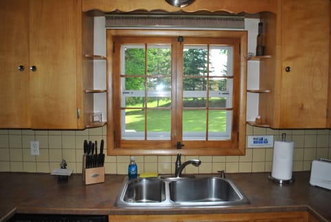 Kitchen sink. Also built dish washer. Clean, fresh artesian water. 