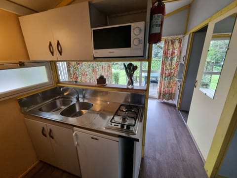 Cuisine du Chalet au Camping L'Orée Des Cévennes