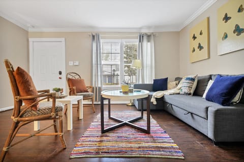 Living room seats 6 people, sofa turns into queen size bed 