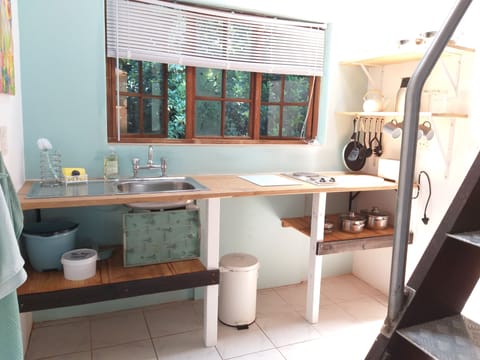 Tree Tops Kitchenette