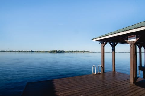 Open water views on your private dock here at Southern Breeze