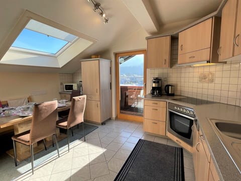 Cabinetry, Furniture, Property, Countertop, Sink, Chair, Window, Kitchen Sink, Wood, Gas Stove