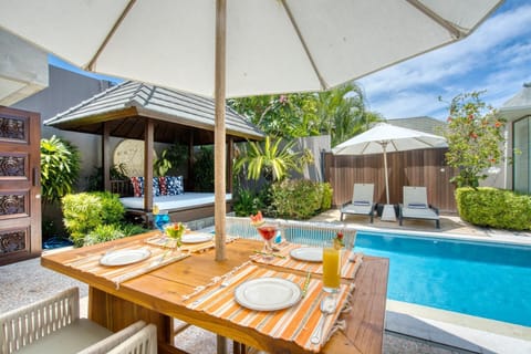 2-Bedroom Kejora 15a, Luxury Beachfront Villa (2)
