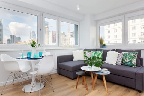 Unwind on the comfortable sofa that can be converted into double bed.
