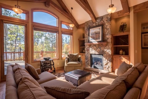 Living Room | Gas Fireplace | Lake Views | Free WiFi