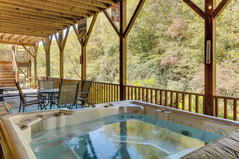 Marble Vacation Rental | 2BR | 2.5BA | 2,600 Sq Ft | Step-Free Access