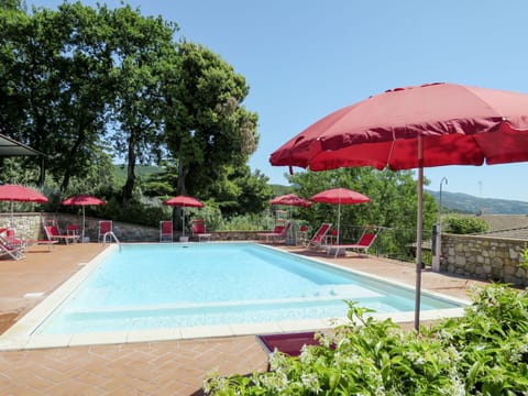 Swimming Pool, Resort, Property, Vacation, Leisure, Umbrella, Shade, Real Estate, Building, Tree