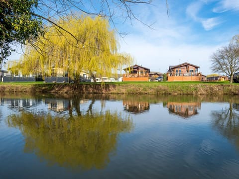 Kingfisher Lodge has stunning views of the River Avon.  
