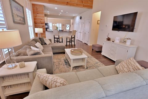 Great Room w Huge HDTV