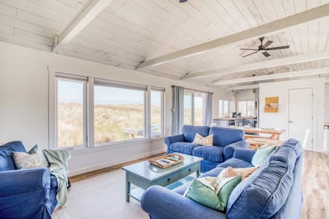 The Nautical House-106