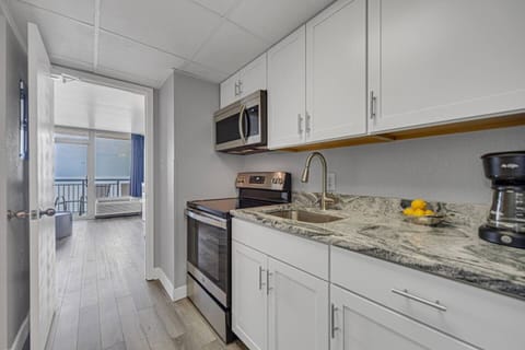 Enjoy preparing breakfast with your family in our kitchen