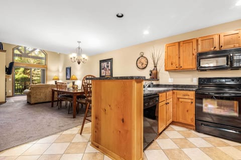 Kitchen | Fully Equipped