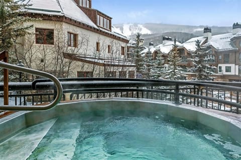 Outdoor Pool St. James Place 4 Bedroom Condo at Beaver Creek