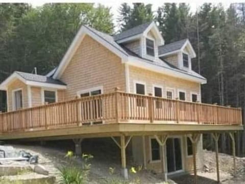 secluded ocean front house with large deck 