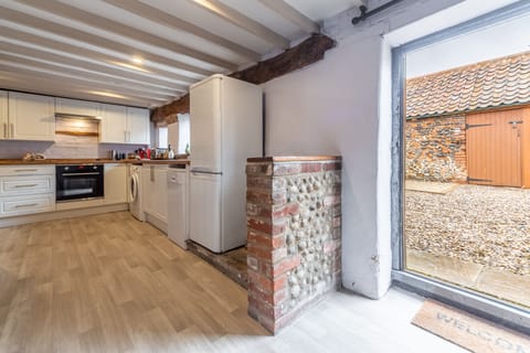 Ground floor: Kitchen