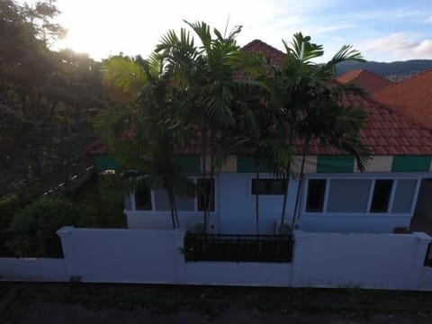 Beautiful 3BR garden villa 