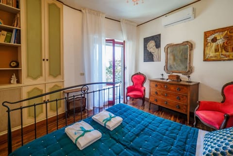 Villa Tanca with Terrace and Views Villa in Monterosso al Mare