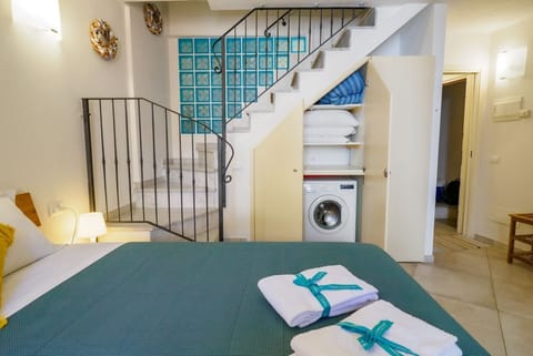 Ventu de Ma Studio #1 with AC House in Vernazza