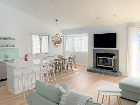 Great Room - Kitchen, Dining & Living 