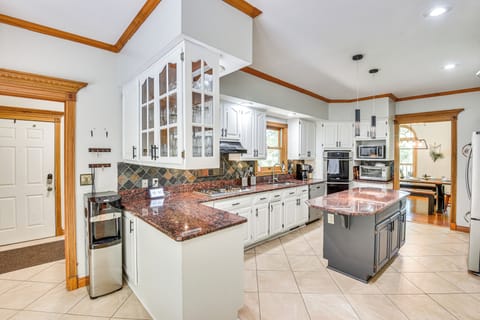 Kitchen | Cooking Basics | Drip Coffee Maker | Knife Set