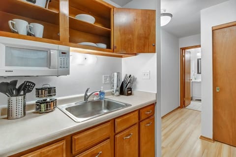 Fully stocked kitchen.