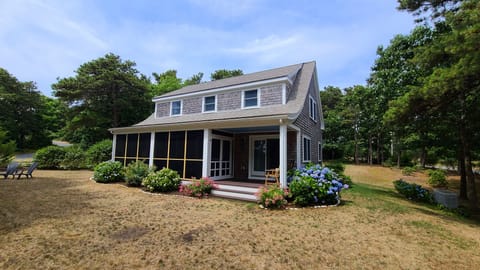 Spacious home with a lovely screened in farmers porch