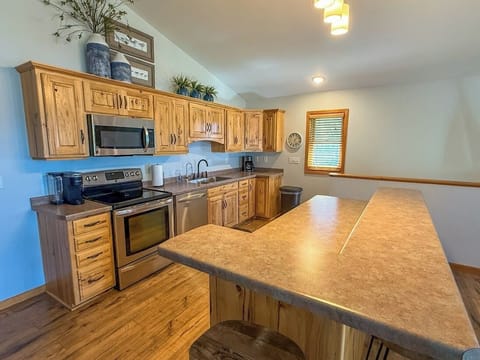Cabin 2 - fully furnished kitchen