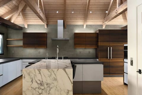 Main house kitchen (Twilight)