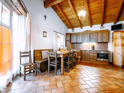 Furniture, Property, Window, Wood, Table, Chair, Interior Design, Floor, Flooring