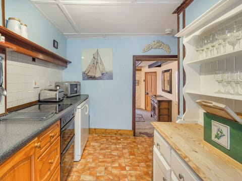 Kitchen | Talland House, Polperro, near Looe