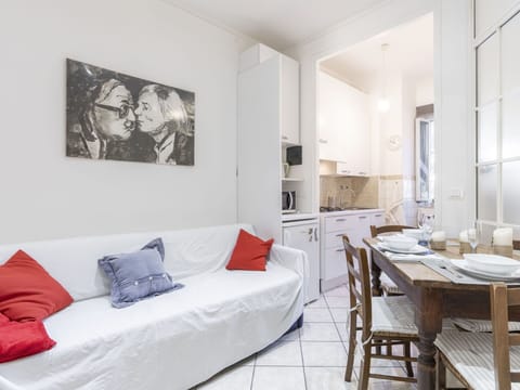 Picture Frame, Table, Furniture, Property, White, Couch, Comfort, Interior Design, Wood