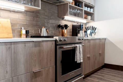 This kitchen has everything you`d expect to find at home & more!