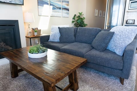 55e2ba59-562c-40b5-ba3a-f63212d80f8e