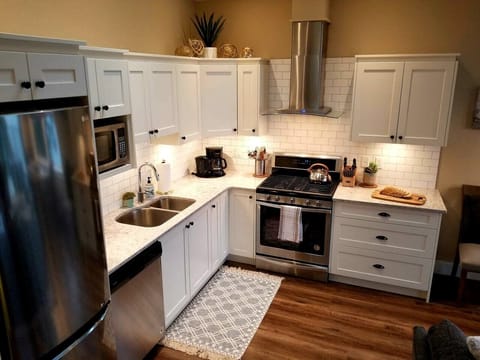 fully equipped kitchen