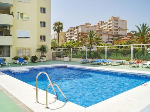 Swimming Pool, Property, Building, Resort, Condominium, Apartment, Leisure, Vacation, Town, Real Estate