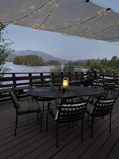 Enjoy a relaxing evening on the deck