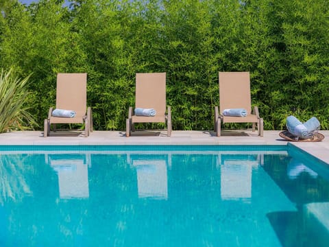 Water, Plant, Furniture, Chair, Blue, Swimming Pool, Green, Rectangle, Outdoor Furniture, Tree