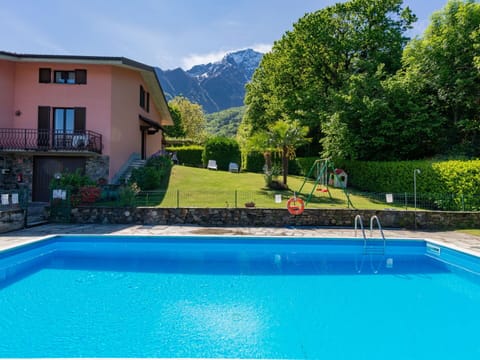 Water, Plant, Sky, Property, Building, Window, Swimming Pool, Green, Azure, Nature