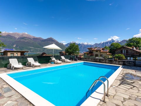 Sky, Water, Property, Swimming Pool, Plant, Building, Azure, Cloud, Tree, Shade